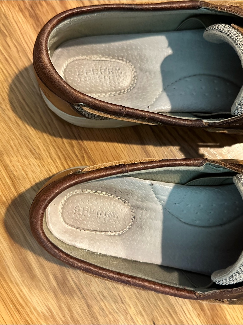 Women’s Sperry Brown Leather Boat Shoes with Tan Accents | Size 10 - Picture 7 of 8